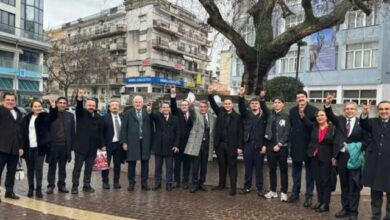 «Μπλόκο»-σε-πολιτικό-που-χαιρέτησε-ως-Γκρίζος-Λύκος-στη-Ξάνθη