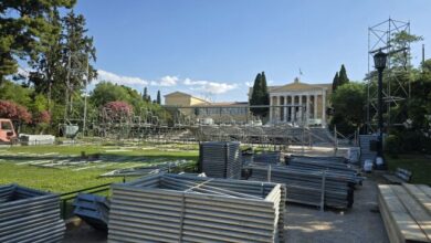 Ξηλώνεται-άρον-άρον-το-νέο-αμφιθέατρο-του-Ζαππείου,-ακυρώνονται-όλες-οι-εκδηλώσεις