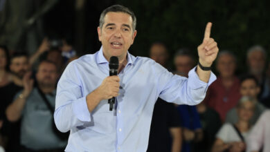 Τα-μηνύματα-πίσω-από-τη-σκιώδη-κυβέρνηση-του-Τσίπρα