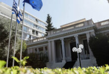 Το-Μαξίμου-ανεβάζει-στροφές-απέναντι-στον-Τσίπρα,-στόχος-η-συσπείρωση-και-το-κεντρώο-ακροατήριο