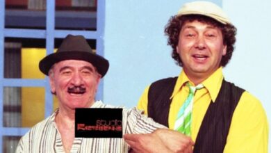 Μιχάλης-Μόσιος:-Η-φωτογραφία-του-και-τον-Κώστα-Χατζηχρήστο-πάνω-στη-θεατρική-σκηνή