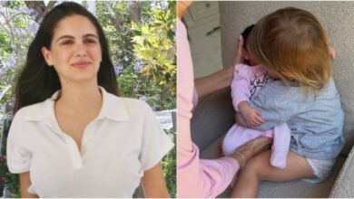 h-Αλεξάνδρα-Νίκα-φωτογραφίζει-την-κόρη-της-στην-αγκαλιά-του-γιου-της