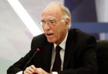 Σήμερα-το-μεσημέρι-το-τελευταίο-αντίο-στον-Βασίλη-Λεβέντη