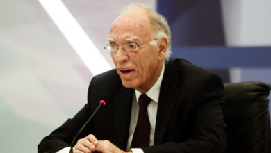Σήμερα-το-μεσημέρι-το-τελευταίο-αντίο-στον-Βασίλη-Λεβέντη