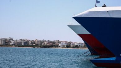 Ραφήνα:-Η-ανάπτυξη-ξεπέρασε-τις-υποδομές,-το-λιμάνι-των-2-εκατ.-επιβατών-αναζητά-διέξοδο
