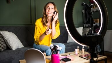 influencer-πλήρωσε-e70.000-για-αναρτήσεις-χωρίς-τιμολόγια: Οι-5-παγίδες-φόρου-που-στήνει-η-ΑΑΔΕ