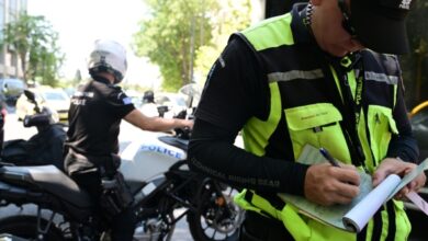 Ένας-χρόνος-«Μηδενική-ανοχή-στη-μη-χρήση-κράνους»,-σχεδόν-975000-έλεγχοι-και-95.603-παραβάσεις