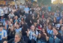Οι-Αργεντίνοι-αντέγραψαν-τον-πανηγυρισμό-των-Νορβηγών-κάνοντας-κουπί-στο-δρόμο,-δείτε-βίντεο
