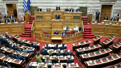 Βουλή:-live-η-Ώρα-του-Πρωθυπουργού-με-έρωτηση-Ανδρουλάκη-στον-Μητσοτάκη-για-την-ακρίβεια