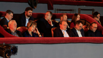 Από-τον-εξώστη…-άστεγοι:-tα-ορφανά-του-Αλέξη-Τσίπρα-και-η-κατεδάφιση-του-ΣΥΡΙΖΑ