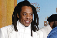 jay-z:-Καθυστέρησε-σχεδόν-τέσσερις-ώρες-η-συναυλία-του-μετά-από-αναστάτωση-στις-πύλες-εισόδου