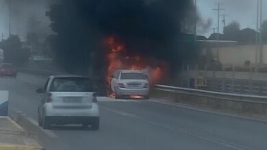 Φωτιά-σε-αυτοκίνητο-στην-Εθνική-Οδό-Αθηνών-Λαμίας-κοντά-σε-πρατήριο-καυσίμων