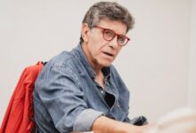Γιάννης-Μπέζος:-Ανεβάζει-τον-«Έμπορο-της-Βενετίας»-του-Σαίξπηρ