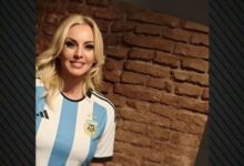 Η-Πέγκυ-Ζήνα-με-τη-φανέλα-της-Αργεντινής-λίγο-πριν-τον-τελικό-του-Μουντιάλ:-Θα-σκίσουμε,-έγραψε