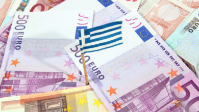 Ελληνικά-ομόλογα:-Γιατί-η-χώρα-δανείζεται-πλέον-με-μικρότερο-ρίσκο
