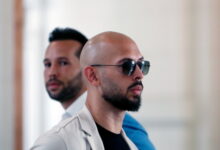 Σε-δικαστήριο-στο-Μαϊάμι-ο-Άντριου-Τέιτ-και-ο-αδελφός-του-για-την-έκδοσή-τους-στη-Βρετανία
