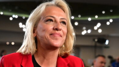 Δούρου:-Το-να-βάζουμε-μπροστά-ρόλους-και-πρόσωπα,-τελείωσε-το-Σάββατο