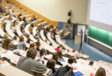 Η-αναθεώρηση-του-άρθρου-16-και-ο-«κάβος»-των-180-στην-επόμενη-Βουλή
