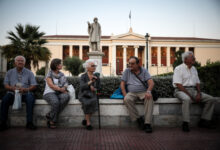 Συντάξεις-Αυγούστου:-Ποιοι-πληρώνονται-σήμερα