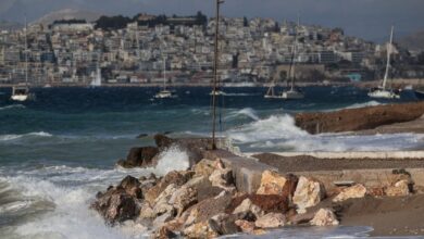 Θυελλώδεις-βοριάδες-στην-Αττική:-Στα-150-χλμ/ώρα-οι-ριπές-ανέμου-στην-Πεντέλη