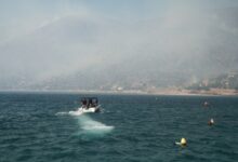 Απεγκλωβίστηκαν-δια-θαλάσσης-12-άτομα-από-την-παραλία-Πόρτο-Γερμενό