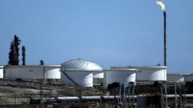 Εκτίναξη-κερδών-για-exxonmobil-και-chevron-λόγω-της-ανόδου-των-τιμών-του-πετρελαίου