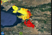 «mega-fire»-η-πυρκαγιά-της-Αττικοβοιωτίας:-Δείτε-χάρτη-από-δορυφόρο-με-τα-ενεργά-μέτωπα