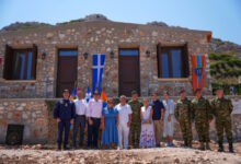 Δύο-νέοι-ξενώνες-παραδόθηκαν-στις-Ένοπλες-Δυνάμεις-στη-νήσο-Ρω