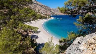 Απαγορεύτηκε-η-κολύμβηση-στο-Αρδάνι-της-Καρπάθου-γιατί-εντοπίστηκαν-παλιά-πυρομαχικά
