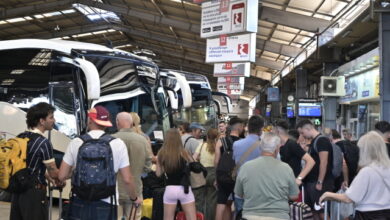 Κορυφώνεται-η-έξοδος-του-Αυγούστου:-Γεμάτα-πλοία-και-ΚΤΕΛ-ενόψει-Δεκαπενταύγουστου