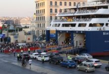Δεκαπενταύγουστος:-73-αναχωρήσεις-με-21.893-επιβάτες-από-τον-Πειραιά
