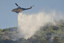 Φωτιά-στη-Σκύρο:-Εστάλη-112-για-εκκένωση-του-Αγίου-Φωκά,-επιχειρούν-εναέρια-μέσα