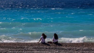 Ισχυρό-μελτέμι-σε-Αττική,-Εύβοια-και-Τήνο:-Ριπές-άνω-των-100-χλμ/ώρα