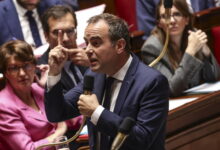 Γαλλία:-Αποδοκιμασίες-σε-βάρος-του-πρωθυπουργού-Λεκορνί-από-πυρόπληκτους,-δείτε-βίντεο