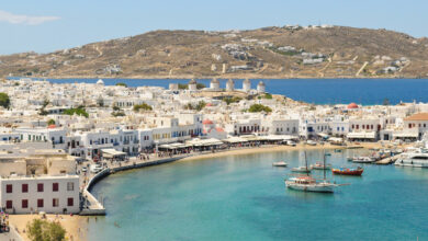 ΑΑΔΕ:-Ακίνητα-από-1.000-ευρώ-στο-σφυρί,-τα-«φιλέτα»-σε-Μύκονο,-Μαρούσι,-Χανιά-και-Χαλκιδική