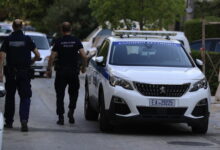 Συνελήφθη-19χρονος-για-εμπρησμό-αυτοκινήτου-στους-Αγίους-Αναργύρους,-αναζητείται-συνεργός-του