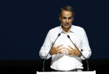 live-η-εκδήλωση-για-την-επένδυση-της-εταιρείας-wonderplant-στην-Πτολεμαΐδα,-παρουσία-Μητσοτάκη