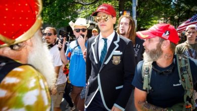 Μάιλο-Γιαννόπουλος:-Αντιμέτωπος-με-απέλαση-o-ακροδεξιός-σχολιαστής-που-συνελήφθη-από-την-ice