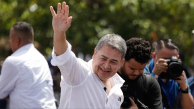 Τέλος-στη-δίκη-του-πρώην-προέδρου-της-Ονδούρας-μετά-τη-χάρη-από-τον-Τραμπ
