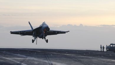 Οι-ΗΠΑ-βομβαρδίζουν-ξανά-ιρανικά-λιμάνια-κοντά-στα-Στενά-του-Ορμούζ