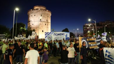 Πορεία-των-ενστόλων-στη-Θεσσαλονίκη-εν-όψει-ΔΕΘ,-δείτε-φωτογραφίες