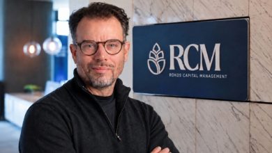 Κρις-Ρόκος:-Ο-μάστερ-των-hedge-funds-εγκαταλείπει-τη-Βρετανία-και-έρχεται-Ελλάδα