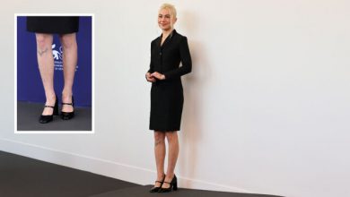 Η-τραγουδίστρια-Φίμπι-Μπρίτζερς-εμφανίστηκε-με-αξύριστα-πόδια-στη-Βενετία,-δείτε-φωτογραφίες
