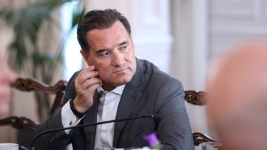 Γεωργιάδης:-Πολύ-βαριά-διαδικασία-η-πλασμαφαίρεση,-γίνεται-μόνο-σε-νοσοκομειακό-περιβάλλον