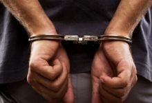 Συνελήφθη-43χρονος-με-3994-λαθραία-καπνικά-και-7.090-ευρώ-στη-Νίκαια