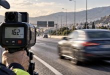 Βροχή-τα-350άρια-για-ταχύτητα-–-Πού-στήνει-ραντάρ-η-Τροχαία-και-πότε-χάνεται-το-δίπλωμα