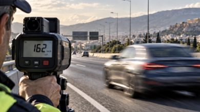 Βροχή-τα-350άρια-για-ταχύτητα-–-Πού-στήνει-ραντάρ-η-Τροχαία-και-πότε-χάνεται-το-δίπλωμα