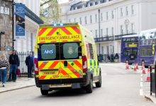 Δύο-νεκροί-και-τέσσερις-σοβαρά-τραυματίες-όταν-αυτοκίνητο-έπεσε-πάνω-σε-πεζούς-στο-Ντόνκαστερ
