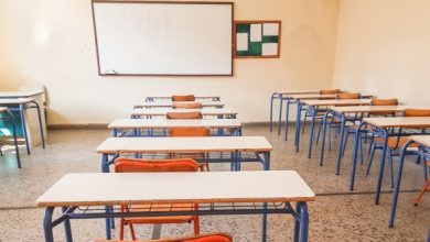 Σε-κλίμα-οδύνης-το-1ο-ΓΕΛ-Κοζάνης,-δεν-έγιναν-μαθήματα,-σήμερα-η-κηδεία-της-16χρονης