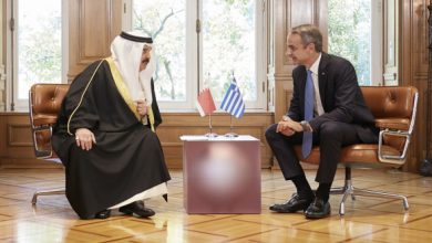 Συνάντηση-Μητσοτάκη-με-τον-βασιλιά-του-Μπαχρέιν-στο-Μαξίμου-με-έμφαση-σε-επενδύσεις-και-ασφάλεια